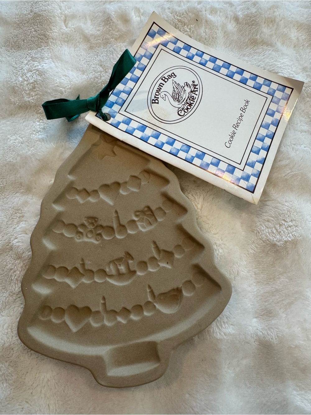 Vintage 1986 Brown Bag Cookie Art Christmas tree stoneware cookie mold